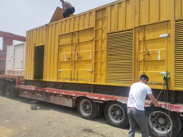 柯坪发电机出租100KW发电机需要什么规格的电缆线？